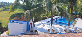 Aqua Arina Holiday Farm House